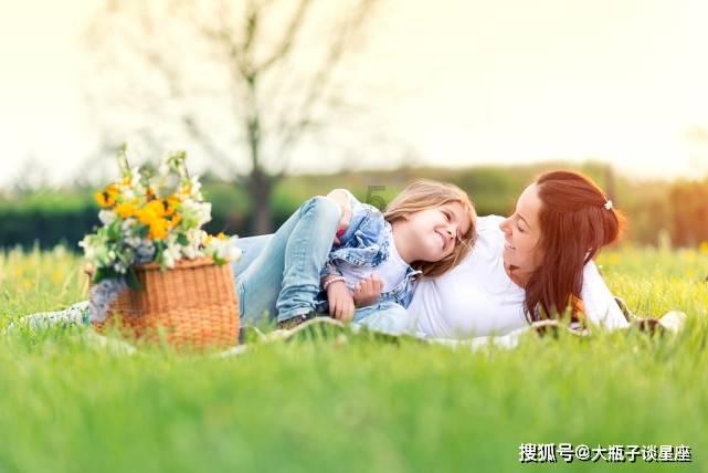 多特vs波鸿首发：桑乔主场首秀，菲尔克鲁格出战